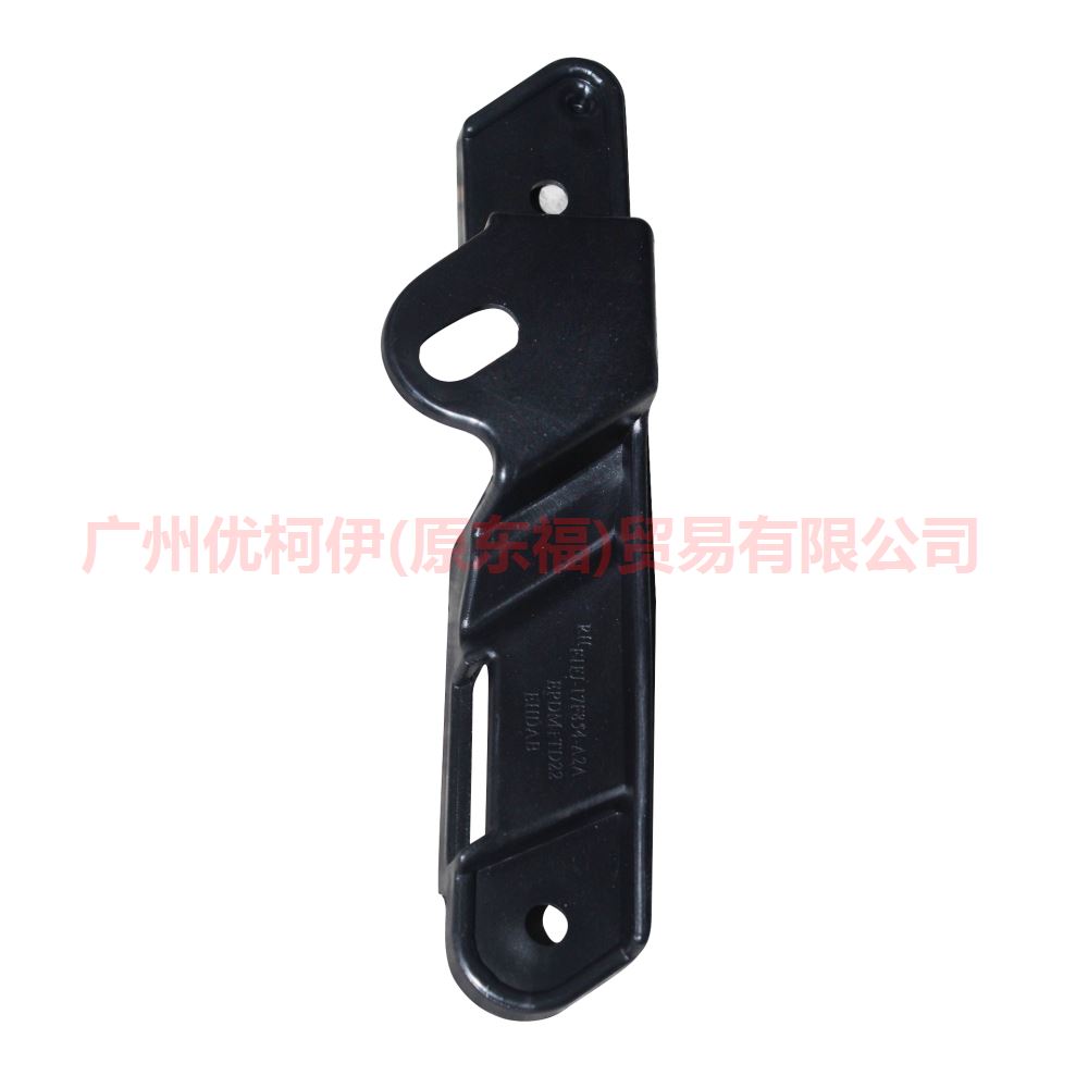 前杠下支架 R F1EJ17F854A2A 15福克斯